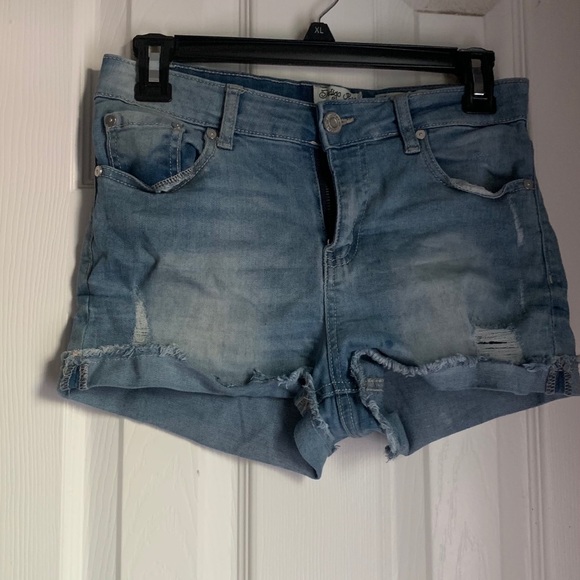 Short - Picture 1 of 2